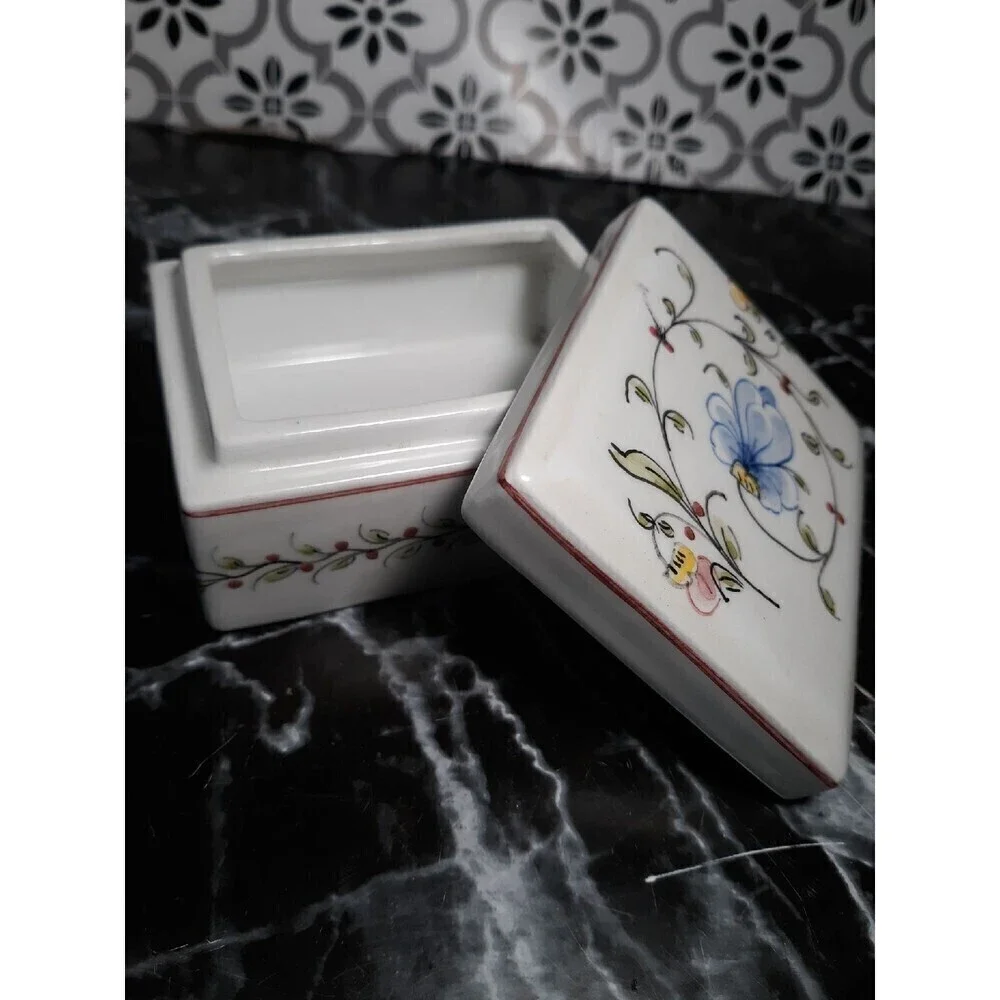 Anfora Agueda hand painted Portugal box